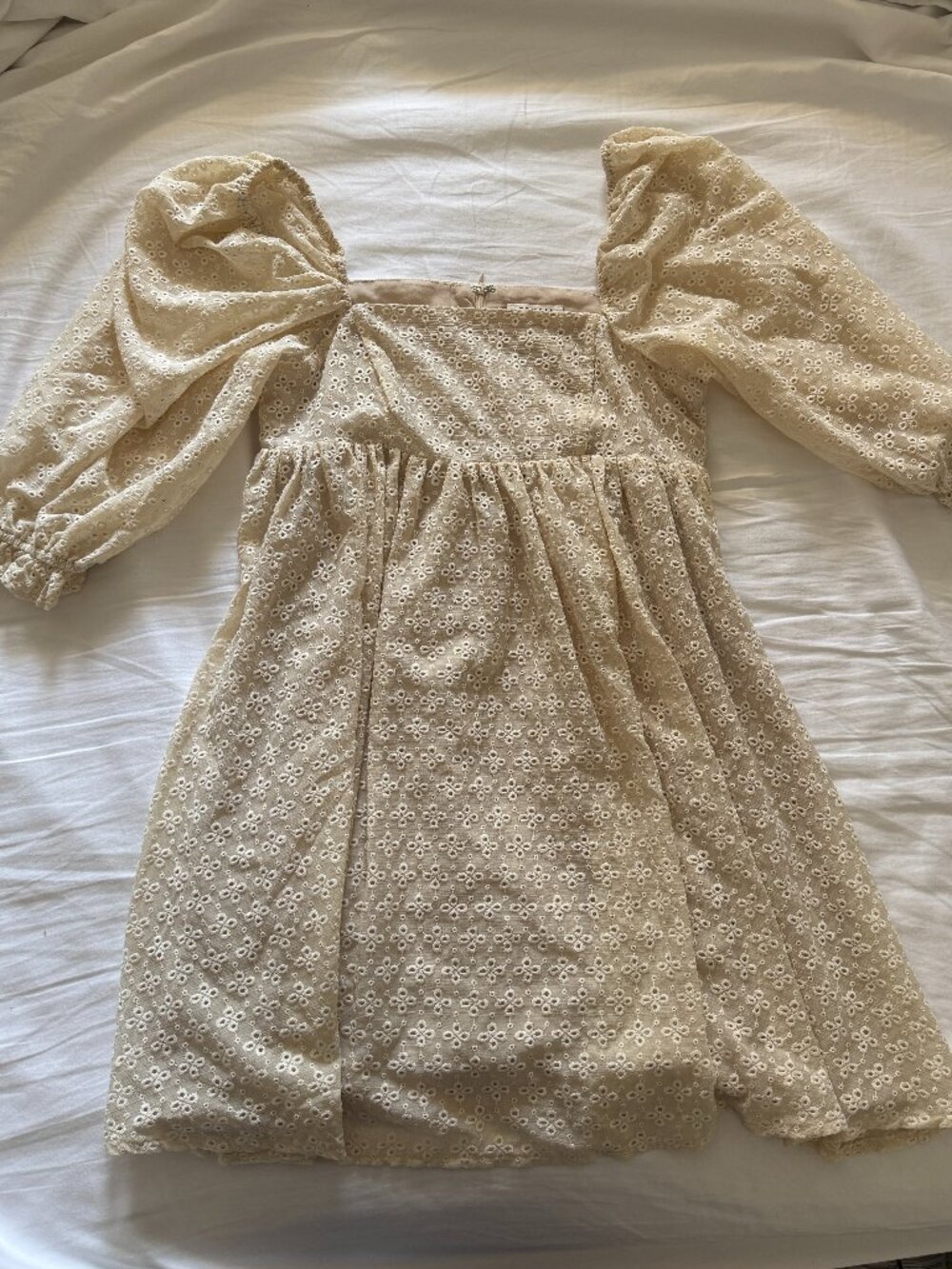 Storia Cream Eyelet Puff Sleeve Square Neck Mini Dress Size M